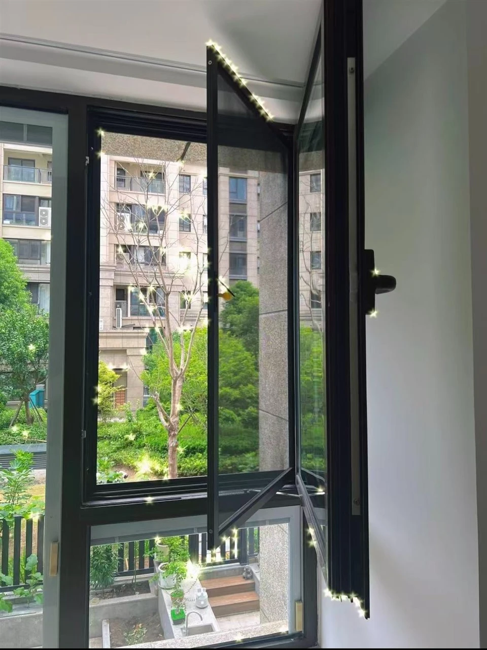 Aluminium Mesh Door For Windows manufacturers